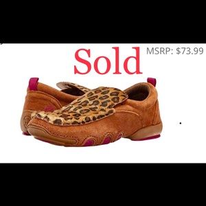 Tan suede & leopard tweed loafers w/box size 9M